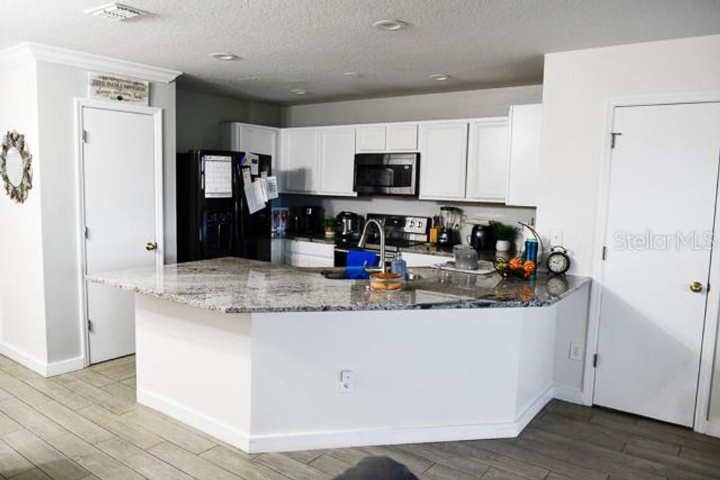 Image 5 of property listing at 2607 AVENTURINE STREET, Kissimmee, FL 34744