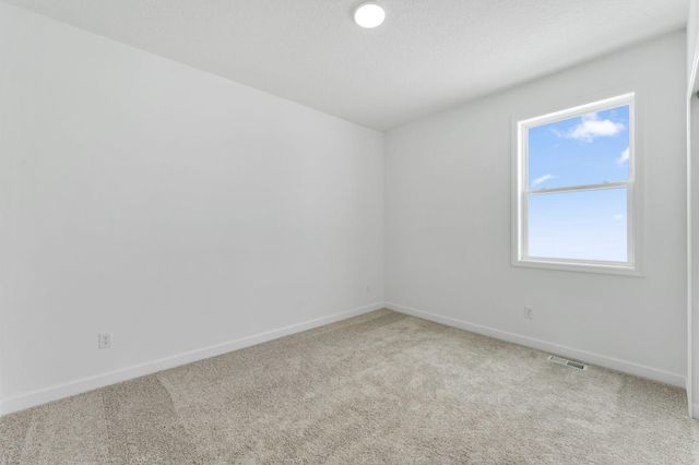 1256 Hadley Hills Drive NE, Rochester, MN 55906