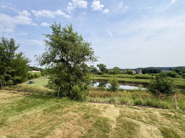 1256 Hadley Hills Drive NE, Rochester, MN 55906