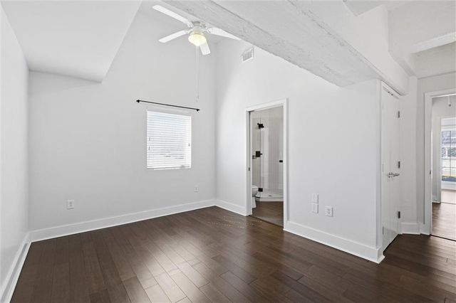 3001 Gillham Road 201, Kansas City, MO 64108