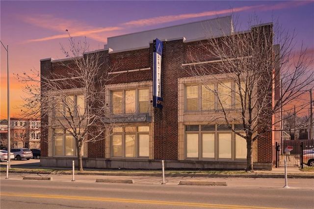 3001 Gillham Road 201, Kansas City, MO 64108