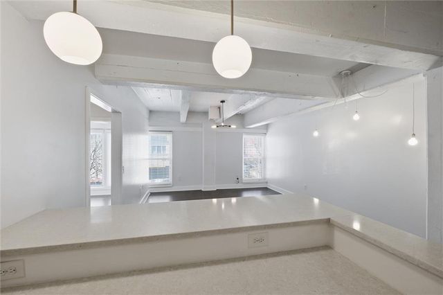 3001 Gillham Road 201, Kansas City, MO 64108