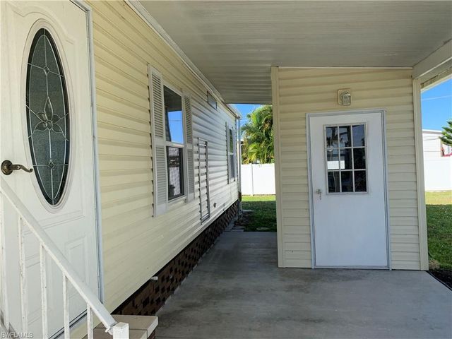 192 Oceans BLVD # 192, Naples, FL 34104