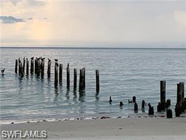 192 Oceans BLVD # 192, Naples, FL 34104