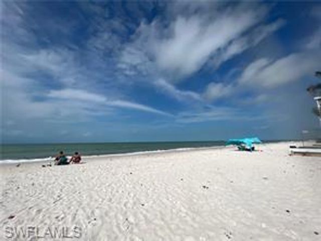 192 Oceans BLVD # 192, Naples, FL 34104