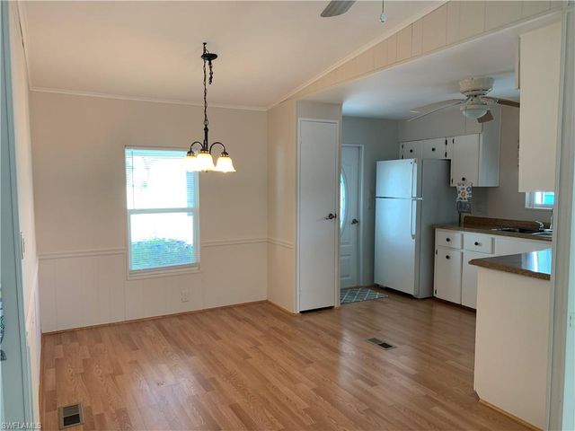 192 Oceans BLVD # 192, Naples, FL 34104