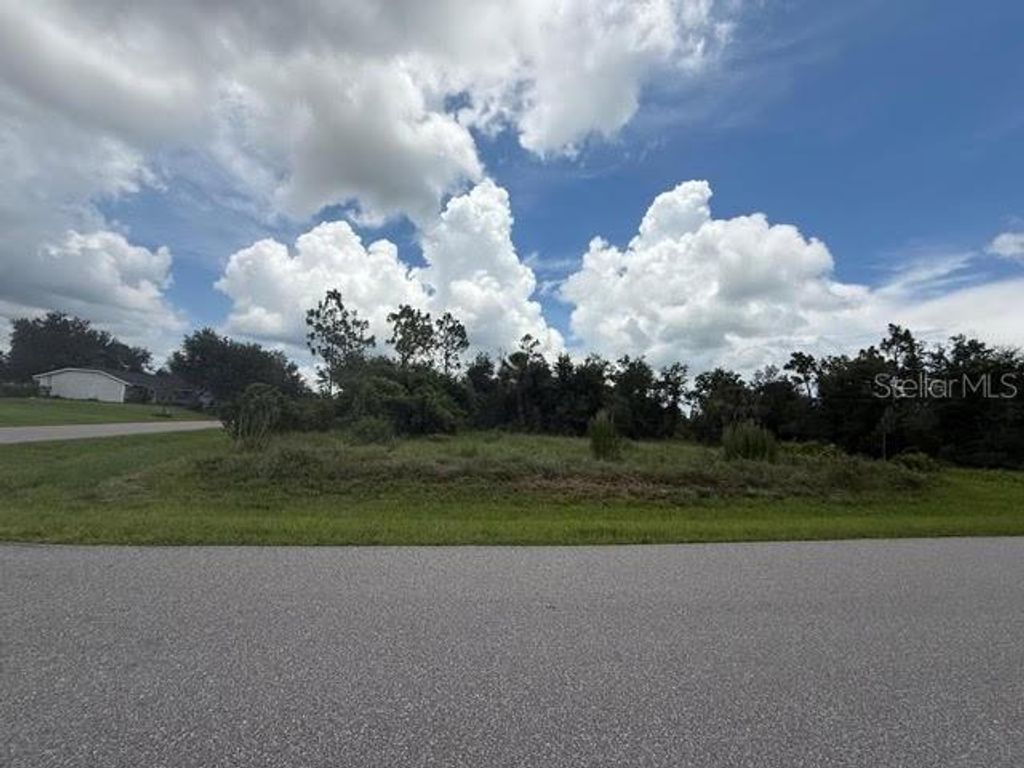29500 LILLIS STREET, Punta Gorda, FL 33982