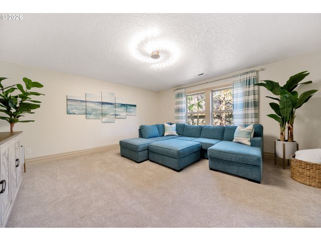 4304 Se AUGUSTA Loop, Gresham, OR 97080