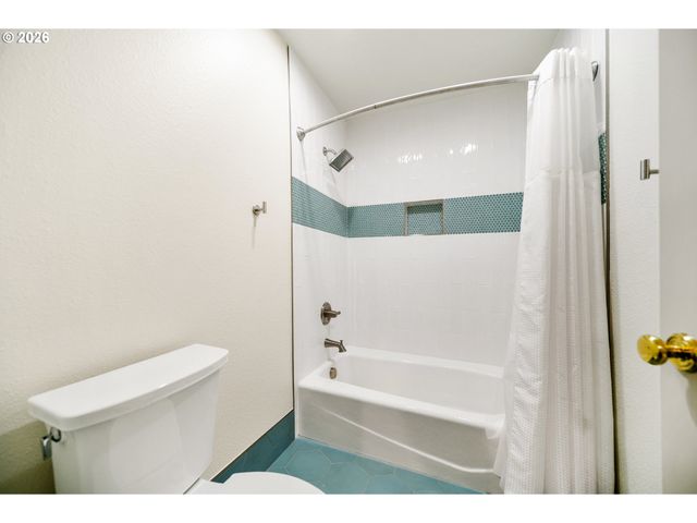 4304 Se AUGUSTA Loop, Gresham, OR 97080