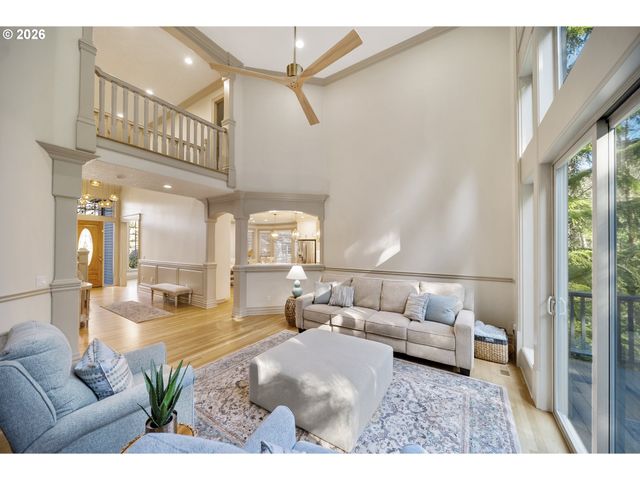 4304 Se AUGUSTA Loop, Gresham, OR 97080