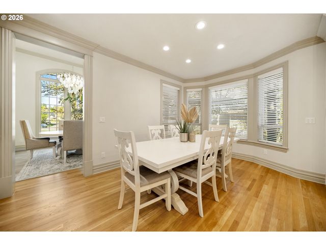 4304 Se AUGUSTA Loop, Gresham, OR 97080