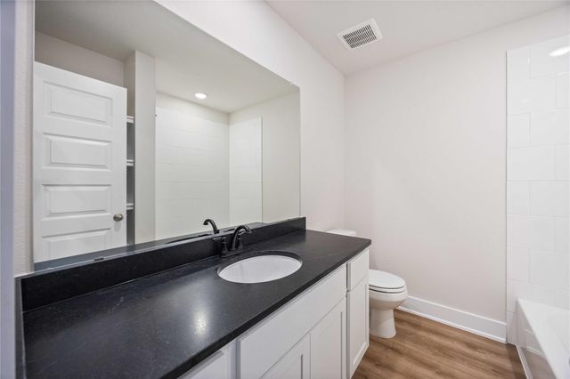 3014 La Rambla Drive, Houston, TX 77047