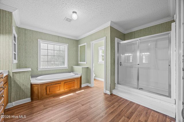 2041 Bay Road, Wallace, NC 28466