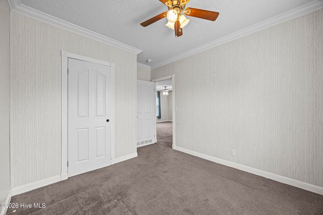 2041 Bay Road, Wallace, NC 28466