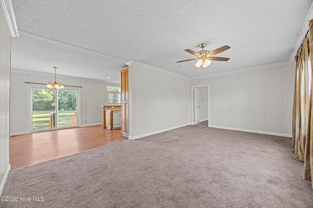 2041 Bay Road, Wallace, NC 28466