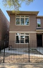 3137 W 41st Place, Chicago, IL 60632