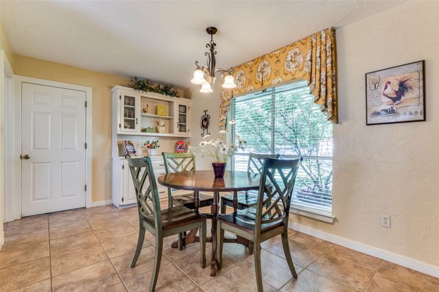 330 Shockley Avenue, Desoto, TX 75115
