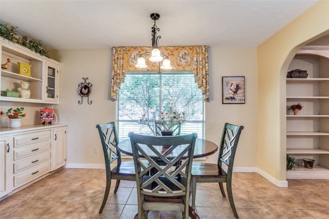 330 Shockley Avenue, Desoto, TX 75115