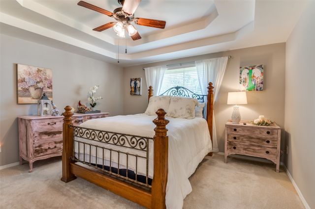 330 Shockley Avenue, Desoto, TX 75115