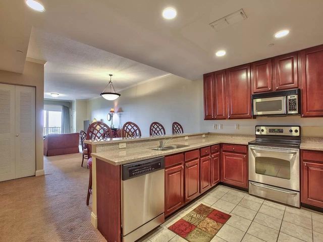 215 W College Ave Apt 802, Tallahassee, FL 32301