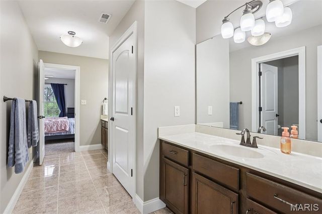 600 Gerries Way, High Ridge, MO 63049