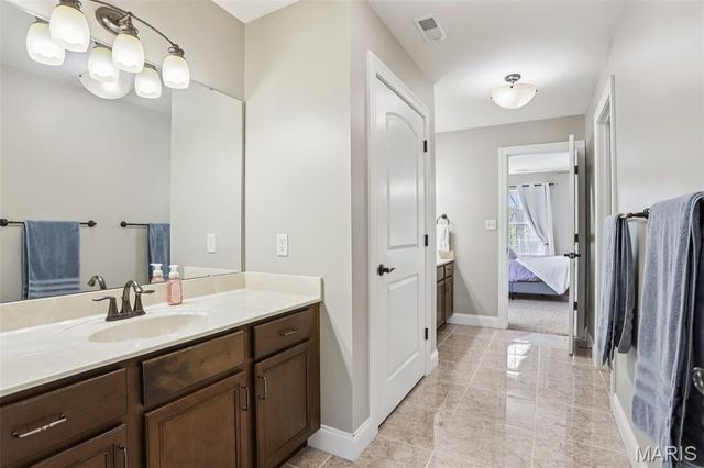 600 Gerries Way, High Ridge, MO 63049