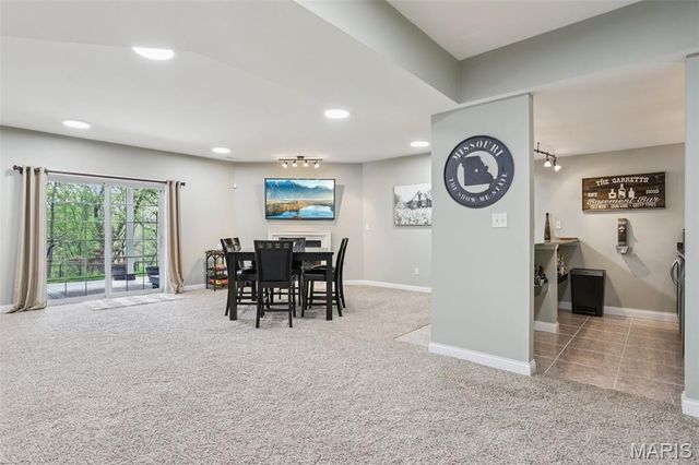 600 Gerries Way, High Ridge, MO 63049