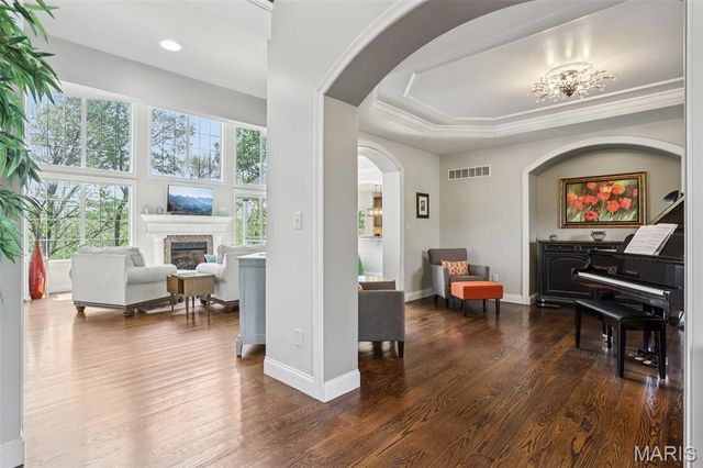 600 Gerries Way, High Ridge, MO 63049