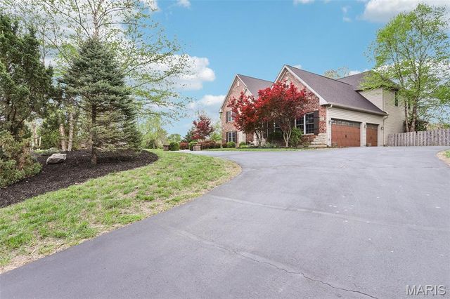 600 Gerries Way, High Ridge, MO 63049