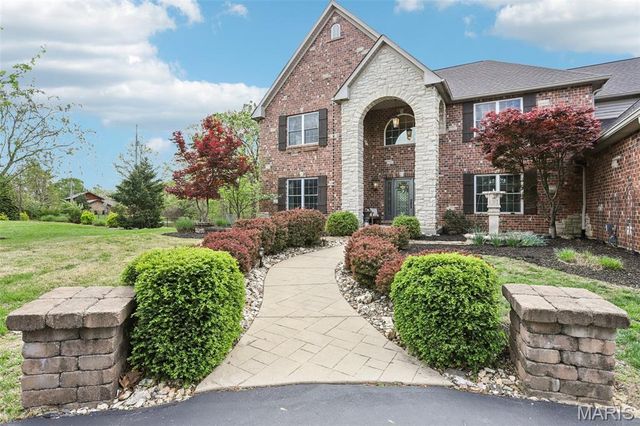 600 Gerries Way, High Ridge, MO 63049