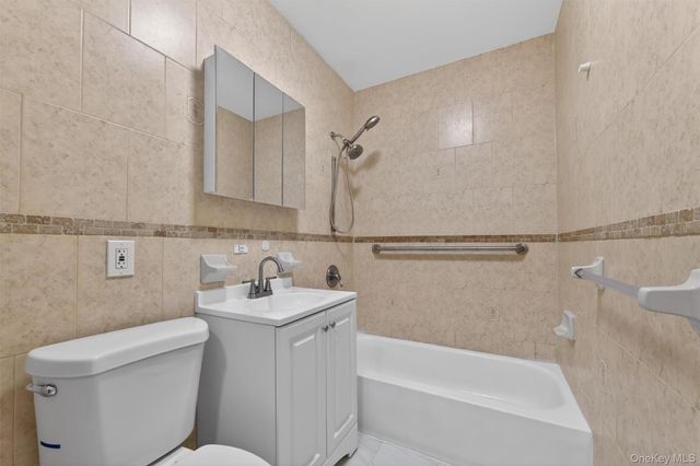 315 E 163rd Street, Bronx, NY 10451