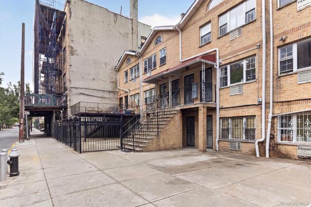315 E 163rd Street, Bronx, NY 10451