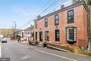 17 W MECHANIC ST #1&2, New Hope, PA 18938