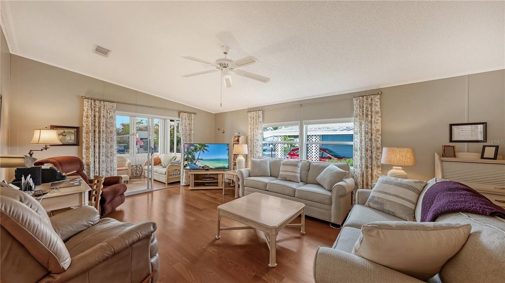 Image 11 of property listing at 5707 45TH STREET E 253, Bradenton, FL 34203