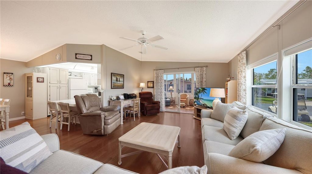 Image 14 of property listing at 5707 45TH STREET E 253, Bradenton, FL 34203