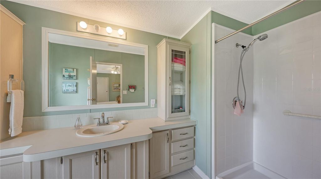 Image 22 of property listing at 5707 45TH STREET E 253, Bradenton, FL 34203