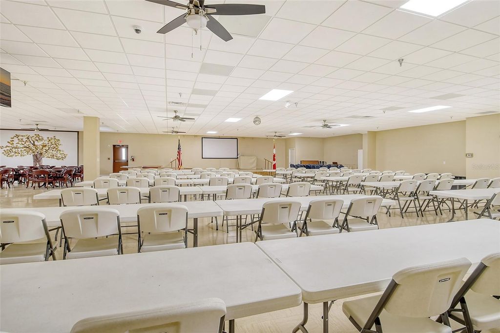 Image 40 of property listing at 5707 45TH STREET E 253, Bradenton, FL 34203