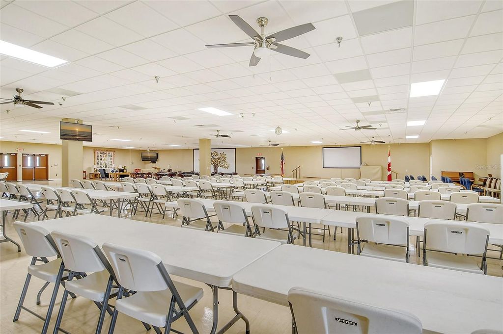 Image 41 of property listing at 5707 45TH STREET E 253, Bradenton, FL 34203