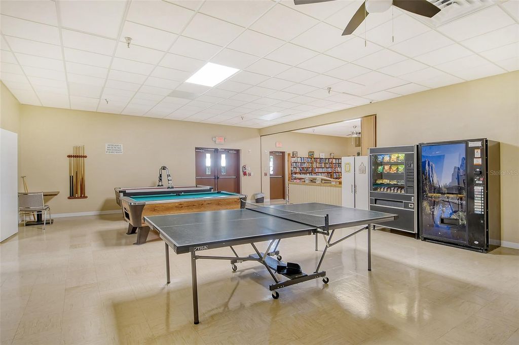 Image 42 of property listing at 5707 45TH STREET E 253, Bradenton, FL 34203