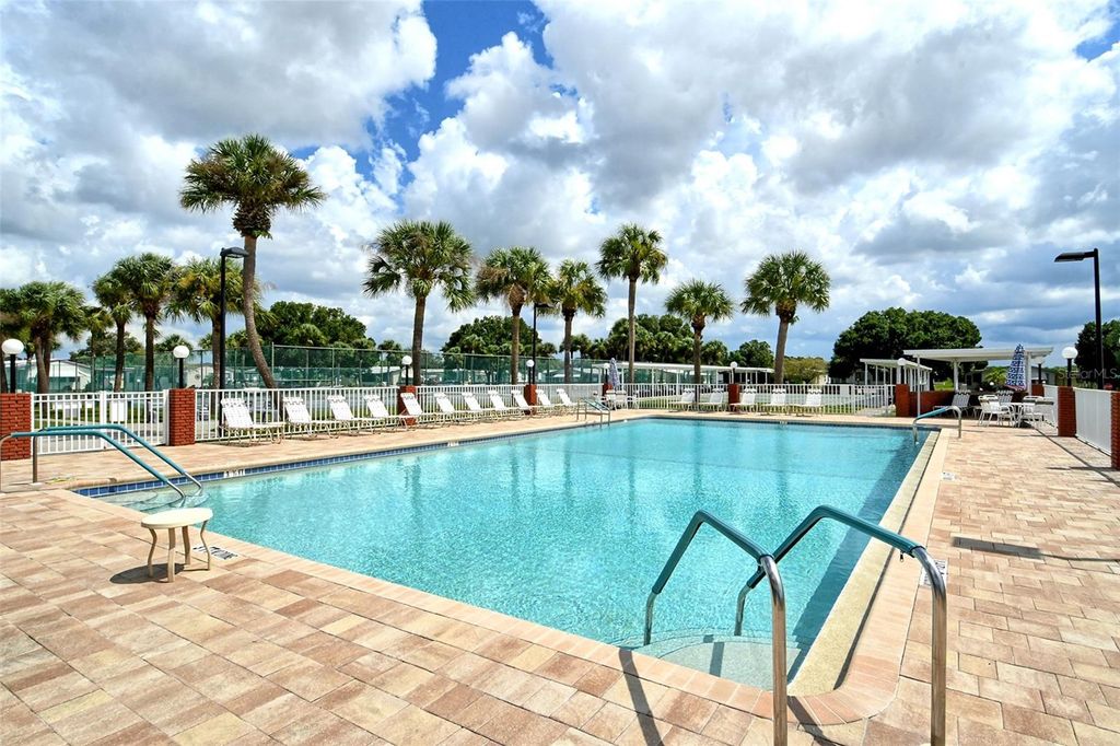 Image 49 of property listing at 5707 45TH STREET E 253, Bradenton, FL 34203