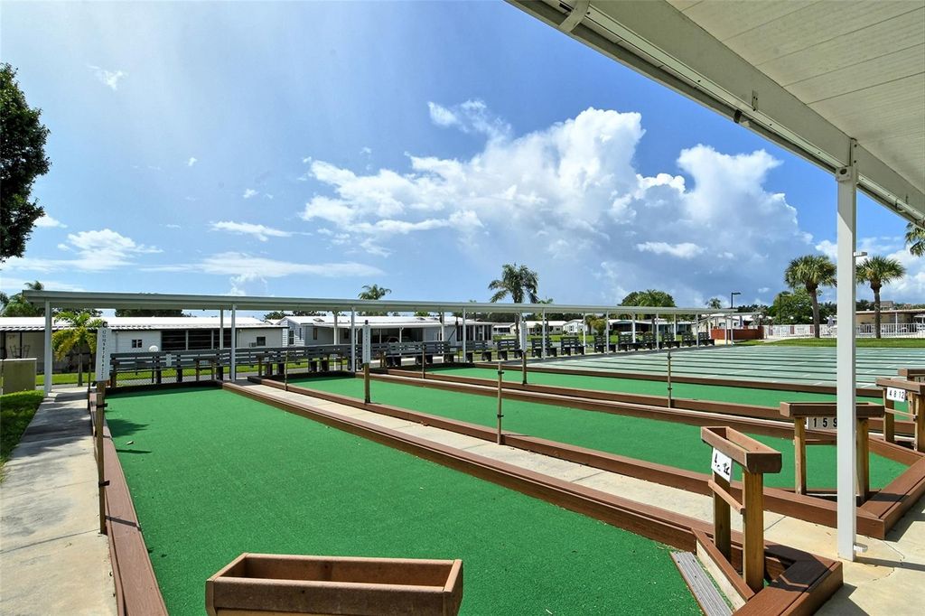 Image 57 of property listing at 5707 45TH STREET E 253, Bradenton, FL 34203