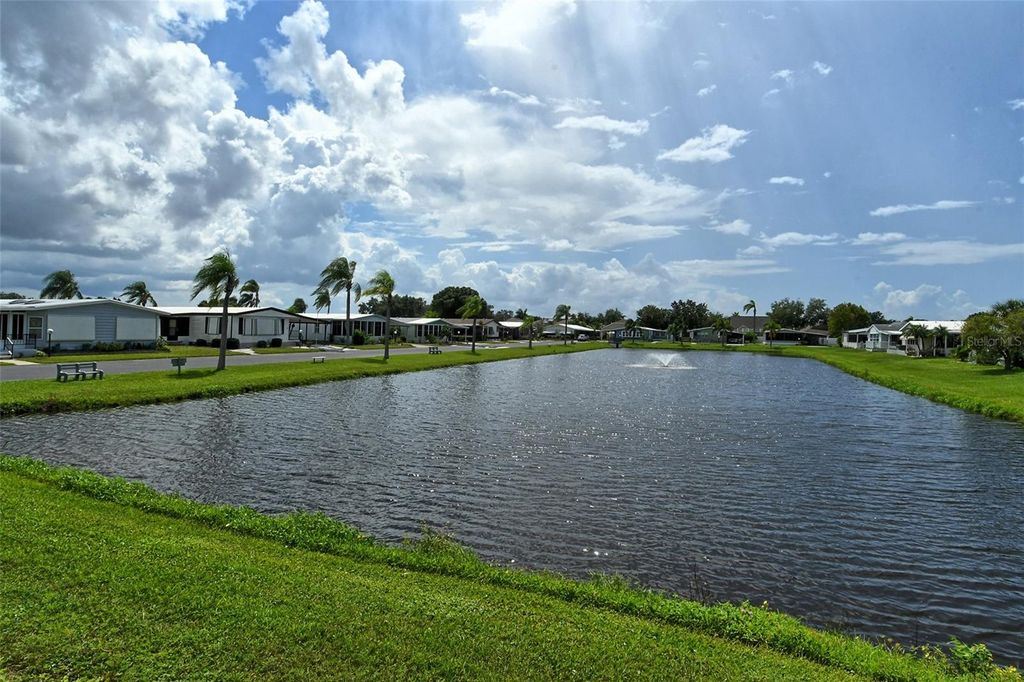 Image 61 of property listing at 5707 45TH STREET E 253, Bradenton, FL 34203