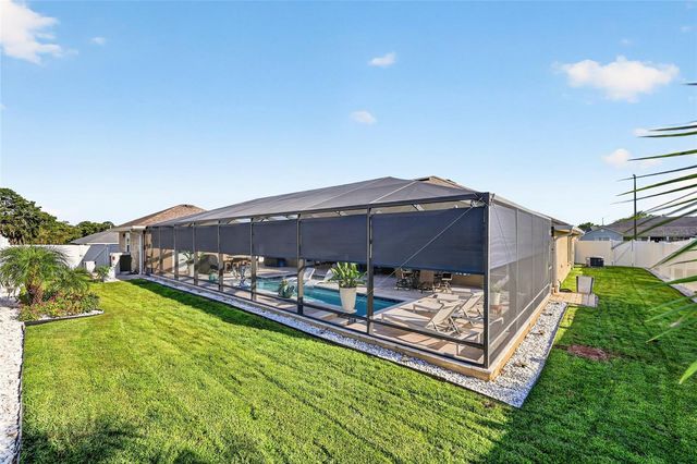 6943 SE 11TH PLACE, Ocala, FL 34472