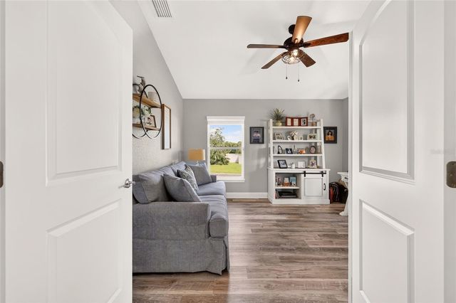 6943 SE 11TH PLACE, Ocala, FL 34472