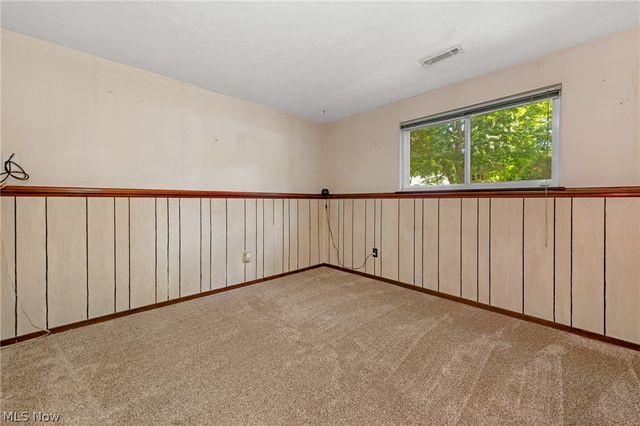 782 Pasadena Avenue, Sheffield Lake, OH 44054