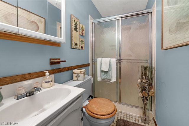 782 Pasadena Avenue, Sheffield Lake, OH 44054