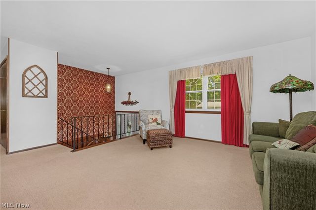 782 Pasadena Avenue, Sheffield Lake, OH 44054