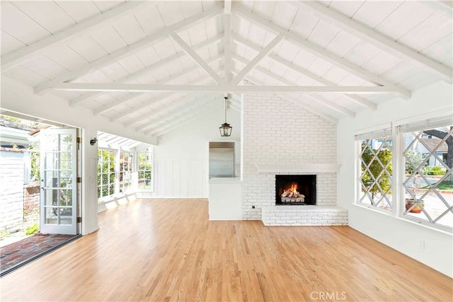 2562 Vista Drive, Newport Beach, CA 92663
