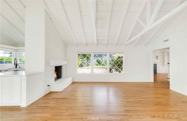 2562 Vista Drive, Newport Beach, CA 92663