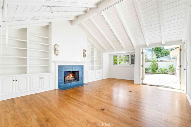 2562 Vista Drive, Newport Beach, CA 92663